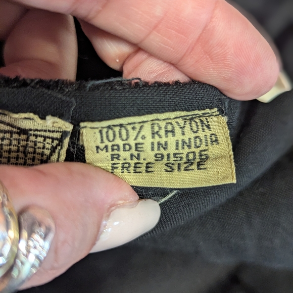 Vintage 90s Velvet Kimono Raaga OS Whimsigoth Black Embroidered Top - Picture 13 of 14